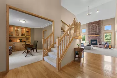 3685 Commonwealth Road, Woodbury, MN 55125 - Photo 4