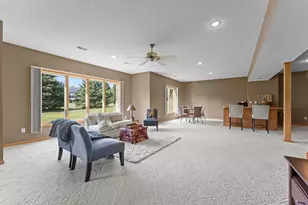 3685 Commonwealth Rd, Woodbury, MN 55125 - Photo 8