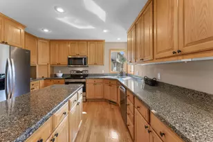 3685 Commonwealth Rd, Woodbury, MN 55125 - Photo 16