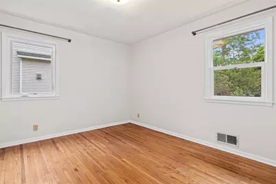3038 Victoria Street N, Roseville, MN 55113 - Photo 6