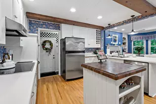 1330 Urbandale Ln N, Plymouth, MN 55447 - Photo 8