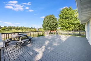30452 390th St, Le Sueur, MN 56058 - Photo 10