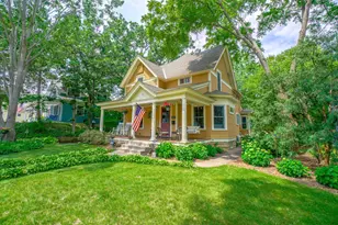 510 Olive St W, Stillwater, MN 55082 - Photo 2