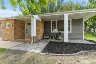 208 4th St SW, New Prague, MN 56071 - Photo 10