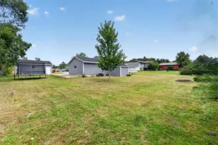 4466 Maple St SE, Rochester, MN 55904 - Photo 6