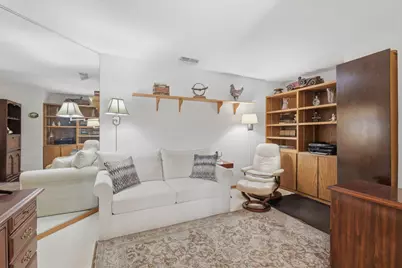 32 11th Avenue S #216, Hopkins, MN 55343 - Photo 2