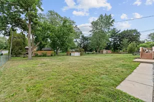 2754 Hamline Ave N, Roseville, MN 55113 - Photo 40