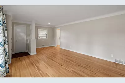2754 Hamline Avenue N, Roseville, MN 55113 - Photo 12