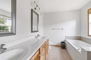 11317 Stratton Ave, Eden Prairie, MN 55344 - Photo 4