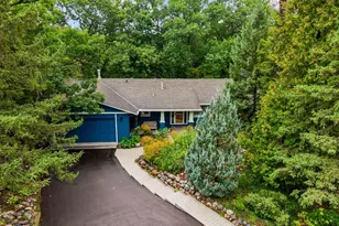 8756 Walton Oaks Dr, Bloomington, MN 55438 - Photo 38