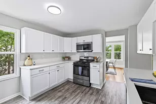 156 Granite St, Saint Paul, MN 55117 - Photo 2