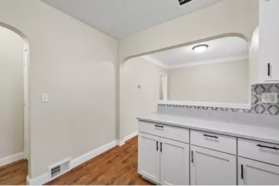 200 Belvidere Street E, Saint Paul, MN 55107 - Photo 12