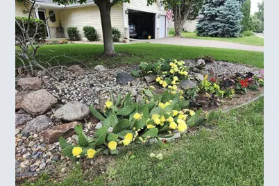 4916 Helmo Avenue N, Oakdale, MN 55128 - Photo 48