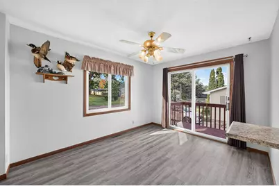 2715 10th Avenue E, North Saint Paul, MN 55109 - Photo 8