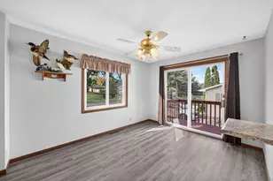 2715 10th Ave E, North Saint Paul, MN 55109 - Photo 8