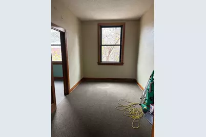 114 E Walnut Street, Mankato, MN 56001 - Photo 2