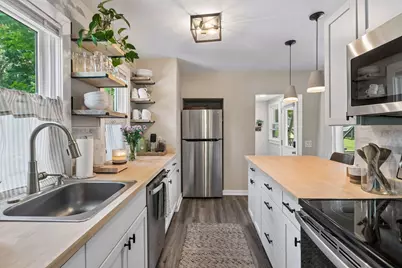 3593 Crystal Place, Wayzata, MN 55391 - Photo 4