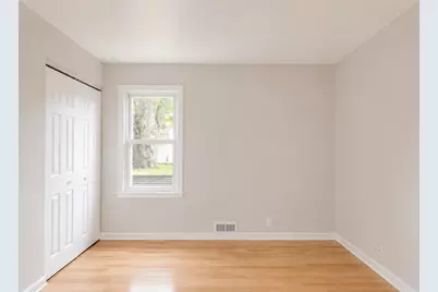5201 Irving Avenue N, Minneapolis, MN 55430 - Photo 14