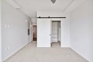 811 Washington Ave S, Minneapolis, MN 55415 - Photo 12