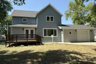 423 12th St N, Breckenridge, MN 56520 - Photo 1