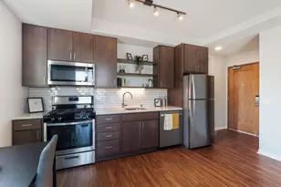 811 Washington Ave S, Minneapolis, MN 55415 - Photo 6