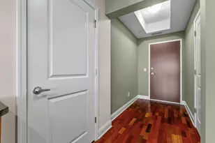 100 3rd Ave S, Minneapolis, MN 55401 - Photo 16