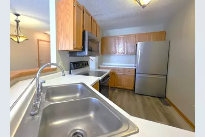 7256 Brittany Lane #34, Inver Grove Heights, MN 55076 - Photo 6