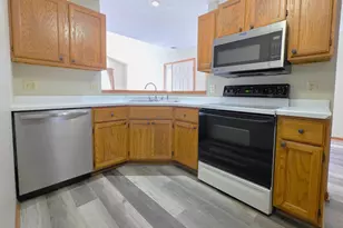 7256 Brittany Ln, Inver Grove Heights, MN 55076 - Photo 6