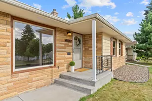 1668 Craig Pl, Saint Paul, MN 55119 - Photo 1