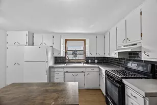 517 8th St W, Hastings, MN 55033 - Photo 12
