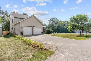 26141 22nd St W, Zimmerman, MN 55398 - Photo 4