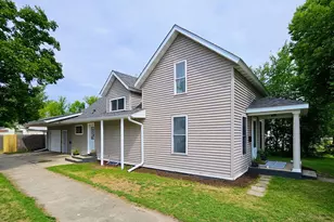 323 1st St SW, Wadena, MN 56482 - Photo 1