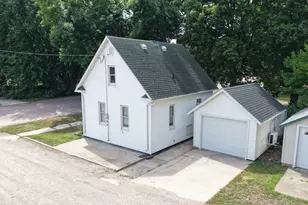 838 7th St, Westbrook, MN 56183 - Photo 2