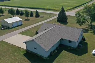 33826 Co Rd 18, Starbuck, MN 56381 - Photo 44