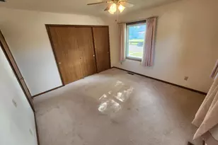 408 N Everett St, Le Roy, MN 55951 - Photo 8