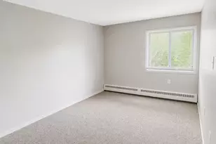 215 Linden Ave W, Winsted, MN 55395 - Photo 12