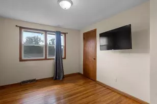 395 Kingston Ave, Maplewood, MN 55117 - Photo 22