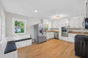 6907 Berkshire Ln N, Maple Grove, MN 55311 - Photo 16