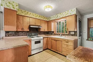 1101 Goose Lake Rd, Gem Lake, MN 55110 - Photo 10