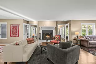 142 Wildwood Bay Dr, Mahtomedi, MN 55115 - Photo 12