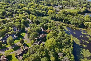142 Wildwood Bay Dr, Mahtomedi, MN 55115 - Photo 68
