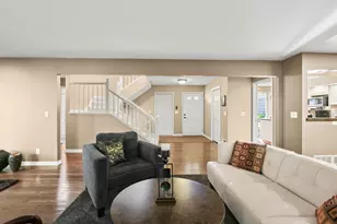 142 Wildwood Bay Dr, Mahtomedi, MN 55115 - Photo 14