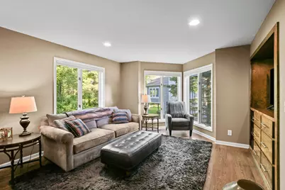 142 Wildwood Bay Drive, Mahtomedi, MN 55115 - Photo 16
