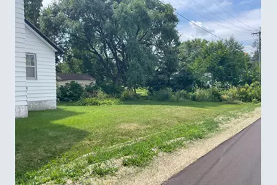 200 Larson Avenue, Ashby, MN 56309 - Photo 2