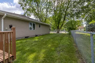 100 Meadow Ln, Mankato, MN 56001 - Photo 48