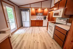 1309 Debra St, Ellsworth, WI 54011 - Photo 4