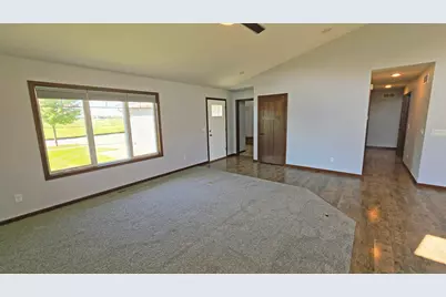 416 Torrey Pines Drive, Mankato, MN 56001 - Photo 14