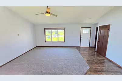 416 Torrey Pines Drive, Mankato, MN 56001 - Photo 6