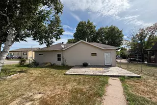 1603 Priddy St, Bloomer, WI 54724 - Photo 6