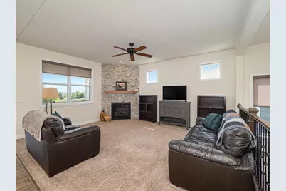 11516 Brookview Drive, Maple Grove, MN 55311 - Photo 12